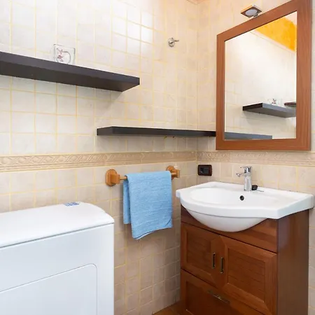 En Primera Linea De Playa Con Aire Acondicionado Apartamento Arona (Tenerife)