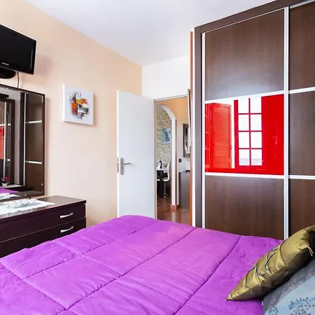 En Primera Linea De Playa Con Aire Acondicionado *